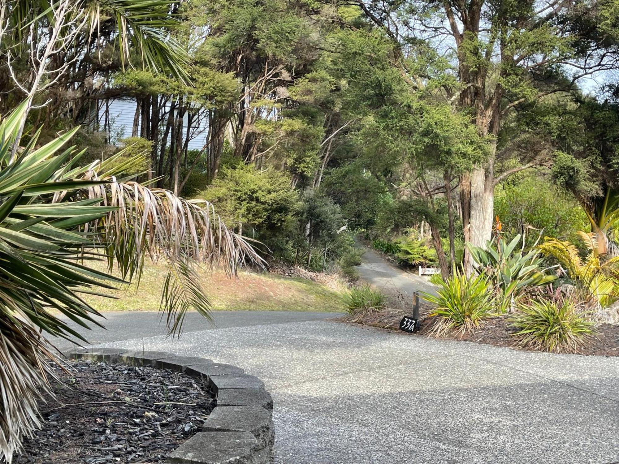 Charming Home Near Nature Auckland Exterior photo